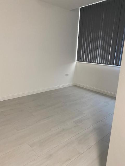 Nantwich House Apartment Crewe Bagian luar foto
