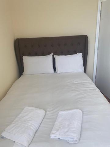 Nantwich House Apartment Crewe Bagian luar foto