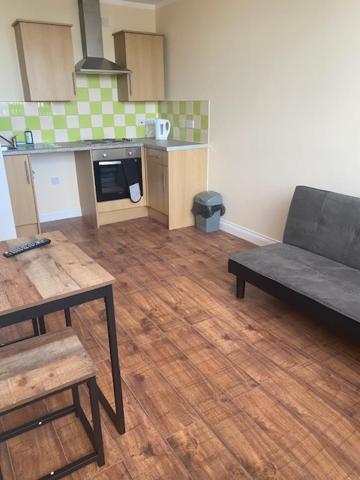 Nantwich House Apartment Crewe Bagian luar foto